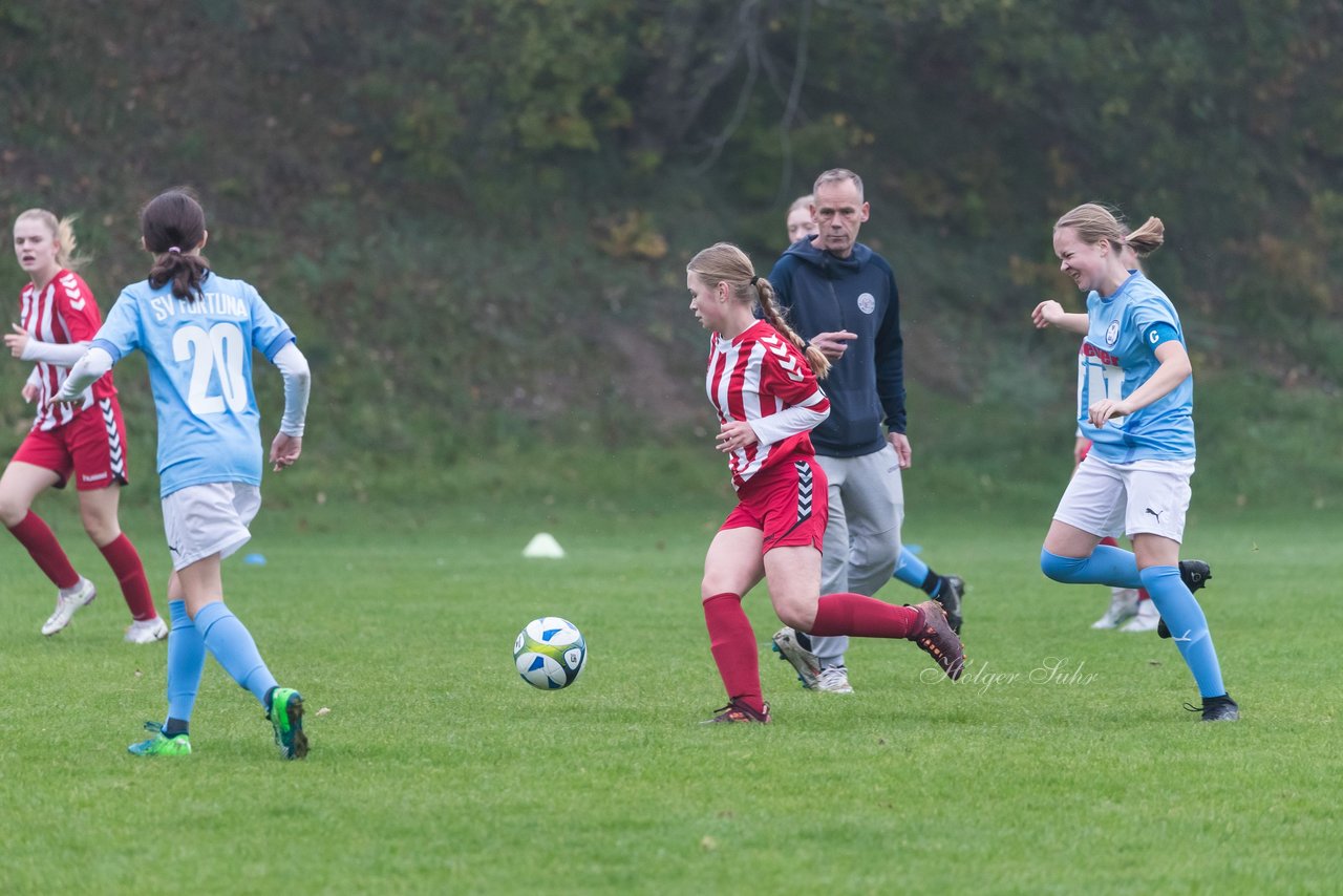 Bild 76 - wBJ TuS Tensfeld - SV Fortuna St. Juergen